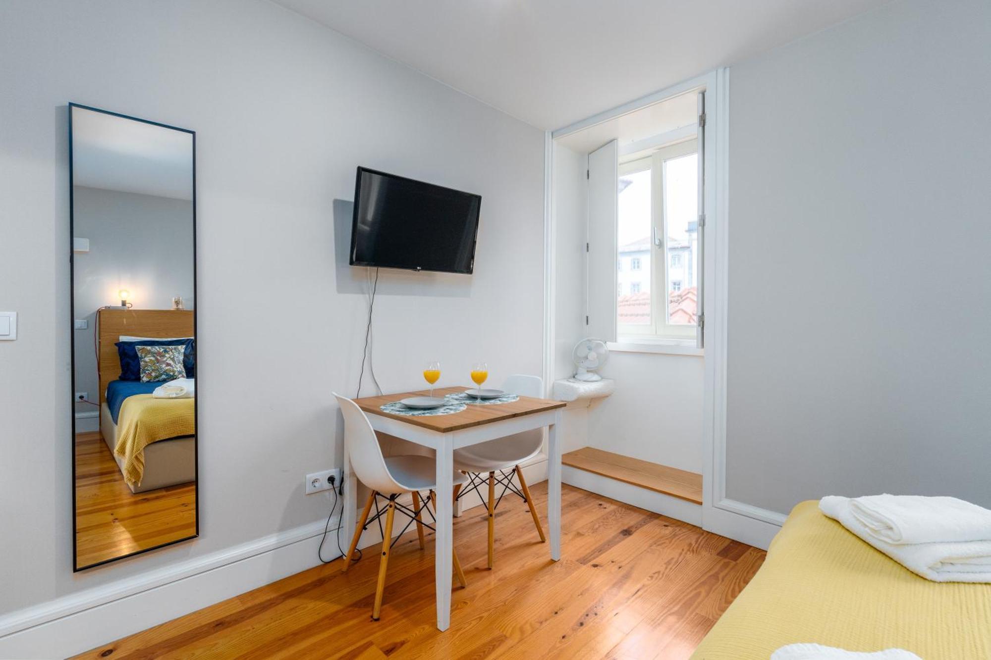 A Window To Porto - Apartment In The Heart Of The City Bagian luar foto
